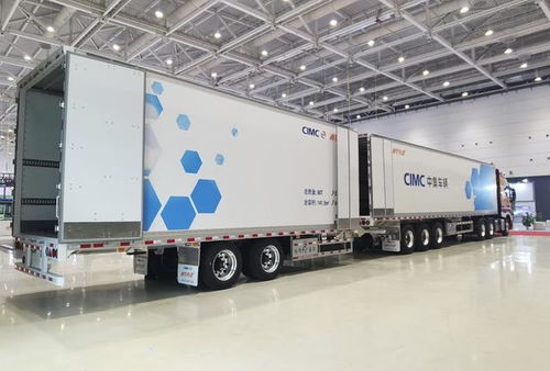 重慶造 國內首款雙掛汽車列車正式亮相